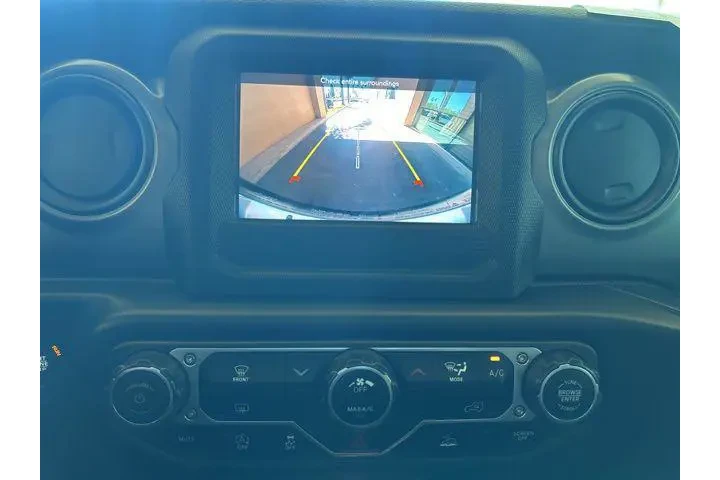 $25995 : Jeep Wrangler Unlimited 2022 image 10