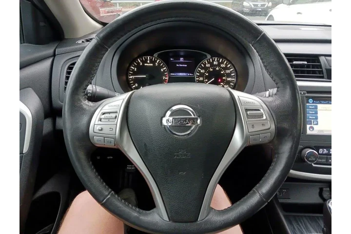 $14599 : Nissan Altima 2017 2.5 SL 4d image 9