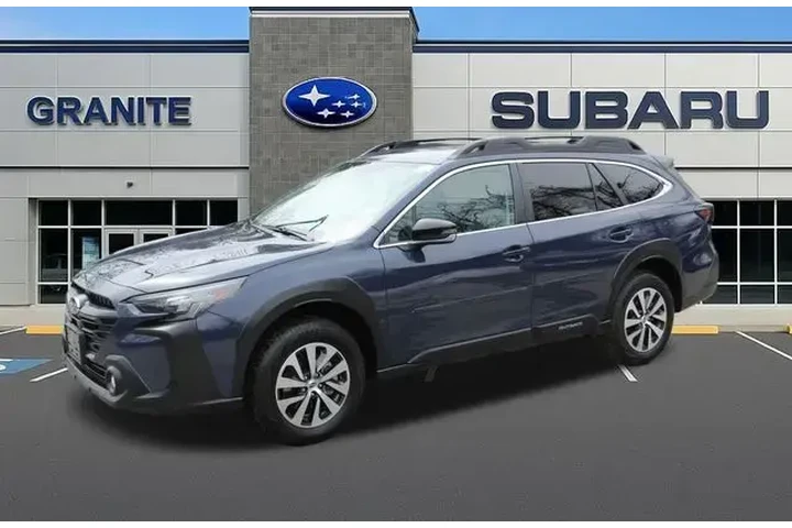$32399 : Subaru Outback 2025 AWD Prem image 4