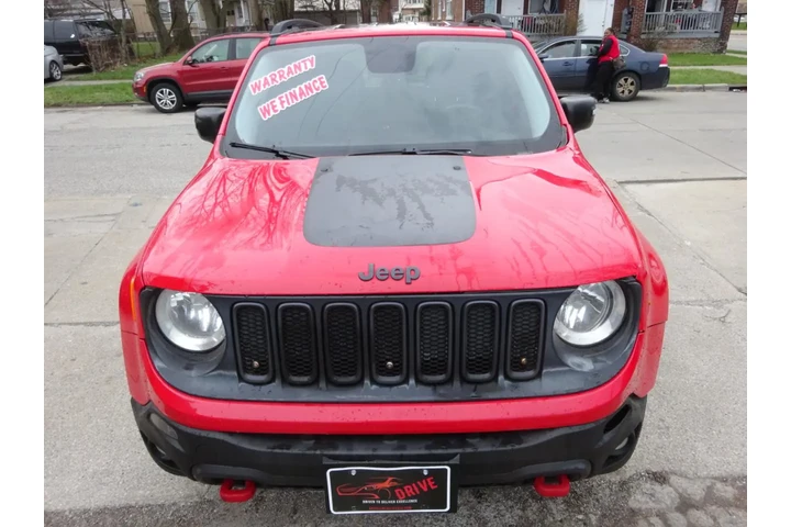 $9800 : 2016 Renegade 4WD 4dr Trailha image 2