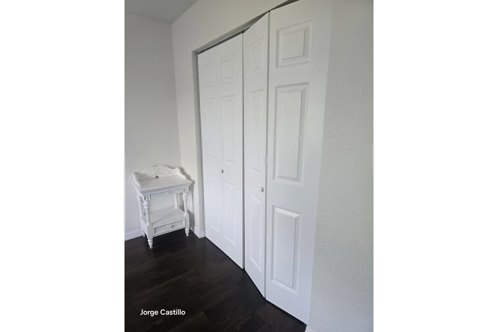 $700 : Se alquila habitaciòn (Miramar image 2