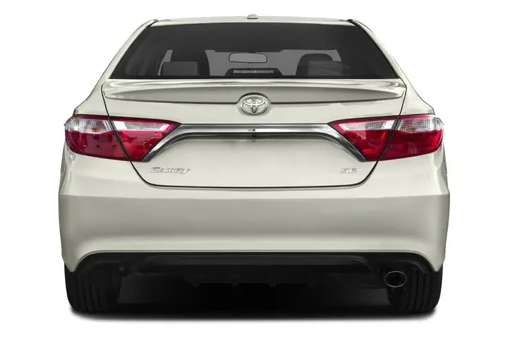 $16464 : Toyota Camry 2016 SE 4dr Sed image 5