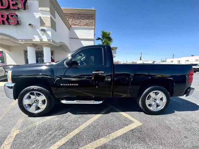 $29995 : Pre-Owned 2013 Silverado 1500 image 3