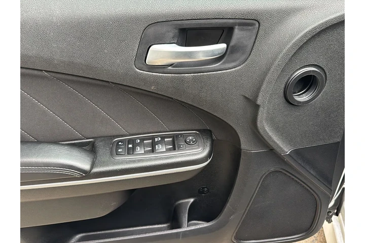 $23990 : Dodge Charger 2023 GT 4dr Se image 10