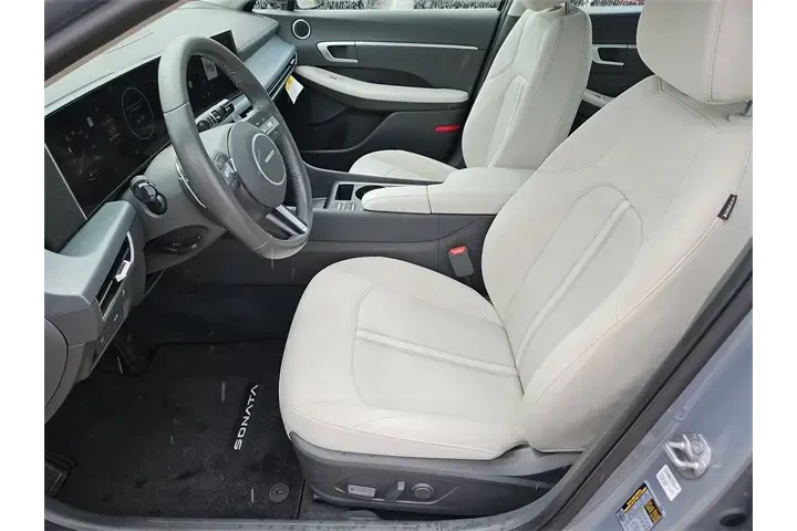 $32265 : Hyundai SONATA 2024 SEL 4dr image 10