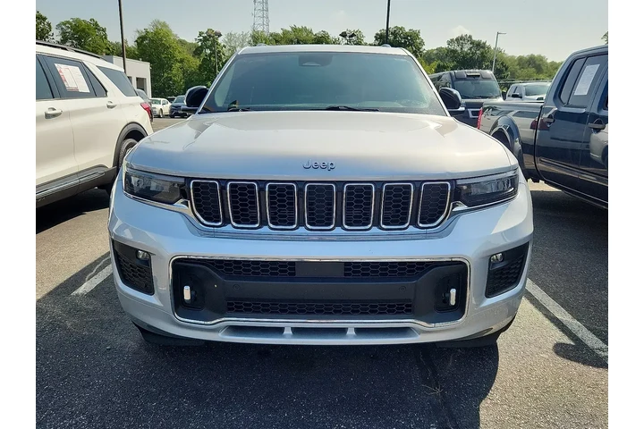 $31985 : Jeep Grand Cherokee L 2021 4 image 2