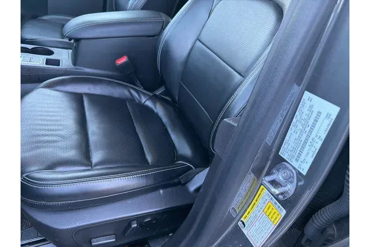 $25992 : Ford Escape 2023 AWD Platinu image 6