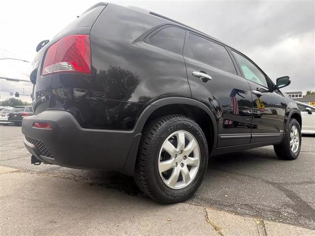 $6850 : 2011 KIA SORENTO image 4