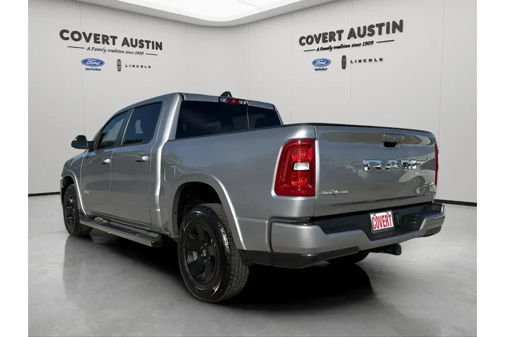 $39991 : Ram 1500 2025 4x4 Big Horn 4 image 3