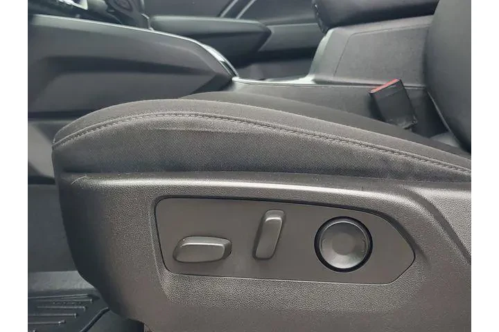 $35900 : Chevrolet Colorado 2024 4x4 image 6