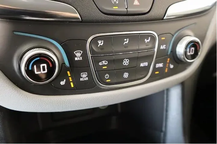 $20913 : Chevrolet Equinox 2024 4x4 L image 7