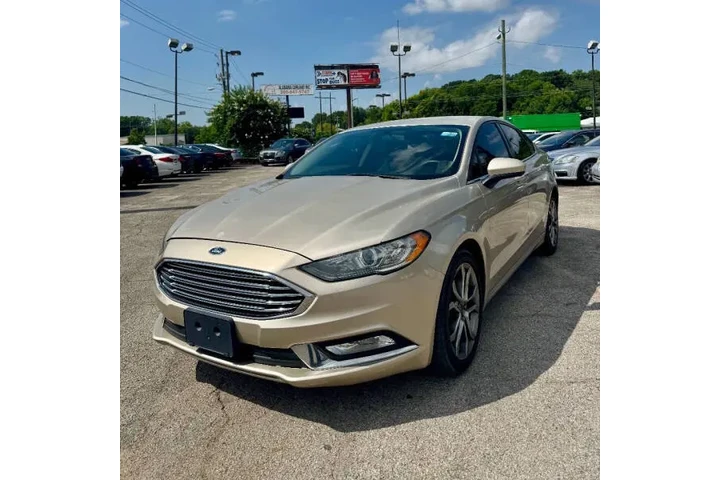 $9900 : 2017 Fusion SE image 7