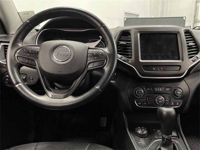 $15290 : Pre-Owned 2019 Cherokee Trail image 5