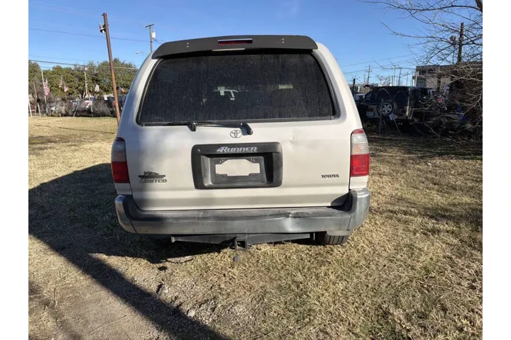 $7495 : 1998 4Runner Limited image 8