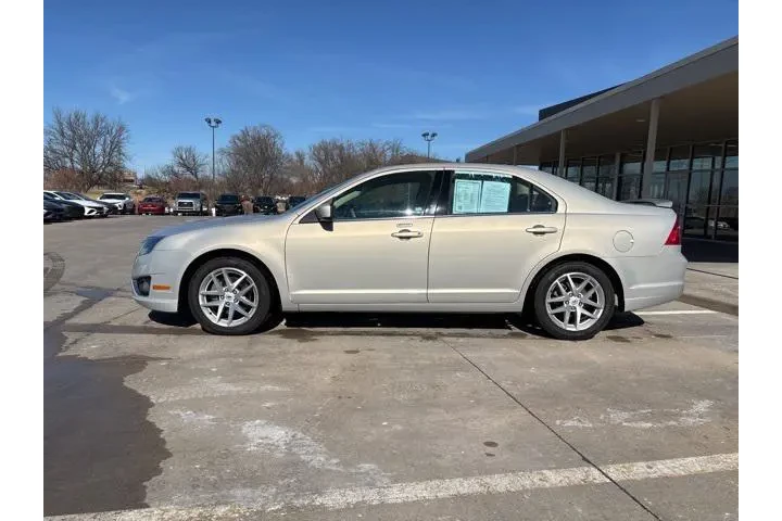 $8498 : Ford Fusion 2010 SEL 4dr Sed image 2