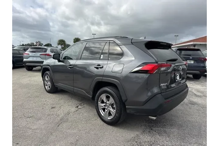 $26988 : Toyota RAV4 2023 XLE 4dr SUV image 5