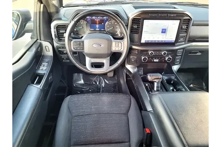 $39208 : Ford F-150 2023 4x4 XLT 4dr image 9