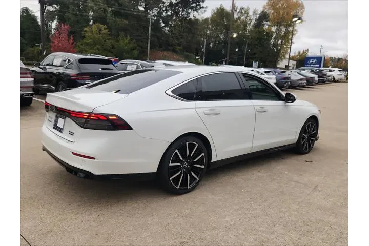 $30703 : Honda Accord Hybrid 2023 Tou image 7
