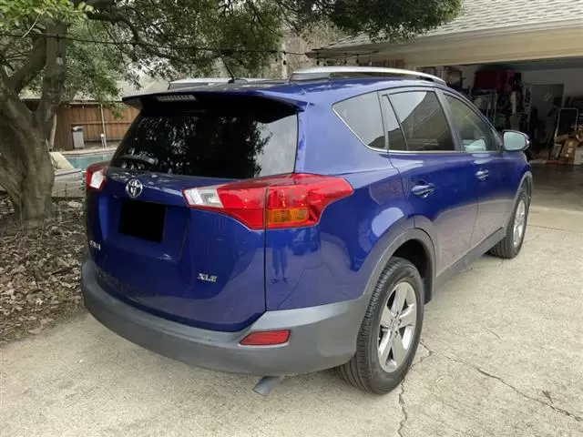 $9900 : 2015 Toyota RAV4 XLE image 4