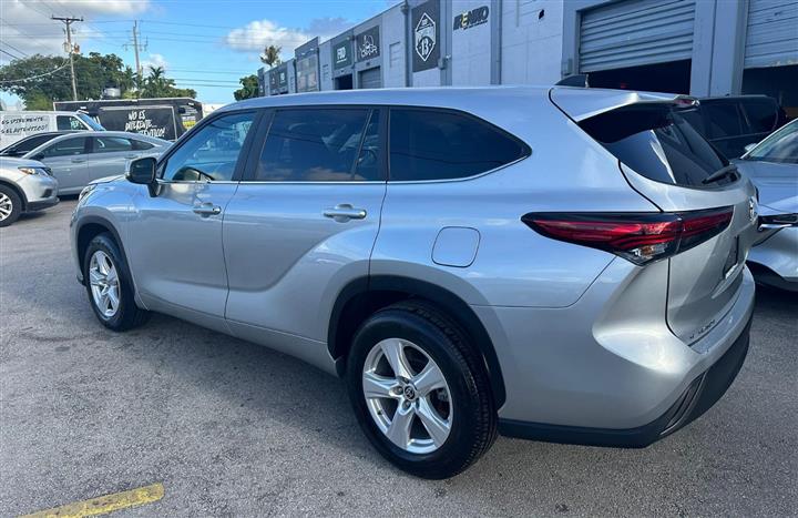 $26000 : Toyota Highlander image 7