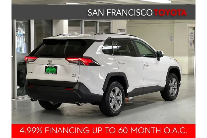 $29988 : Gold Certified2022 RAV4 XLE image 5