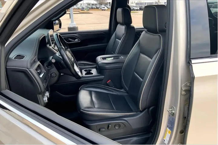 $39754 : GMC Yukon 2021 4x2 SLT 4dr S image 8