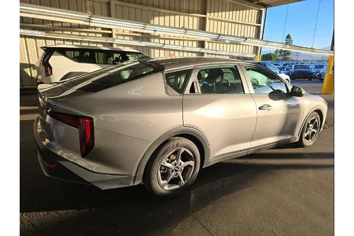 $24995 : Kia K4 2025 LX 4dr Sedan image 3