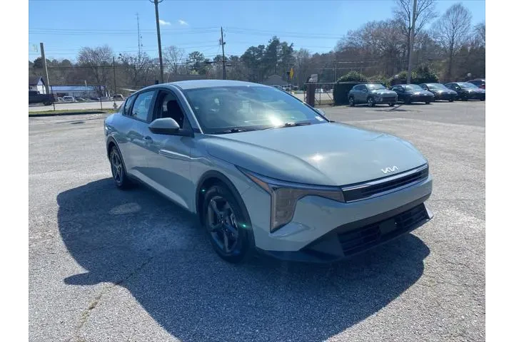 $19920 : Kia K4 2025 LXS 4dr Sedan image 8