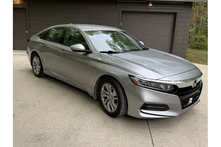 $9900 : 2018 Honda Accord LX image 2