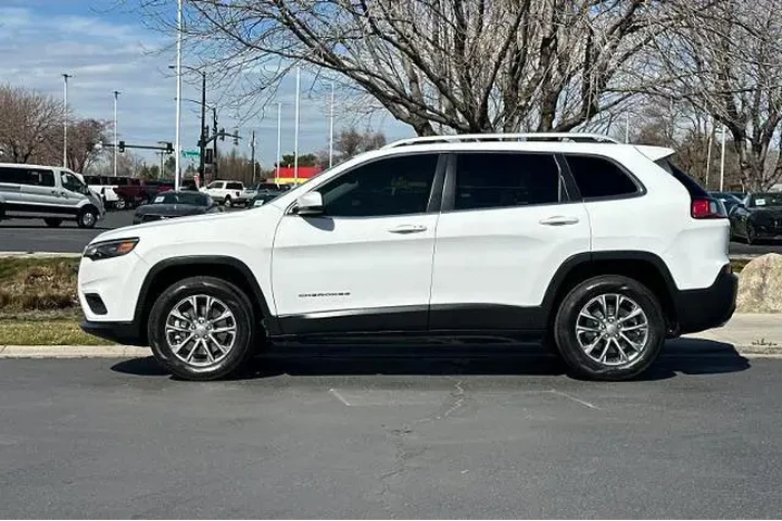 $17995 : Jeep Cherokee 2019 4x4 Latit image 5