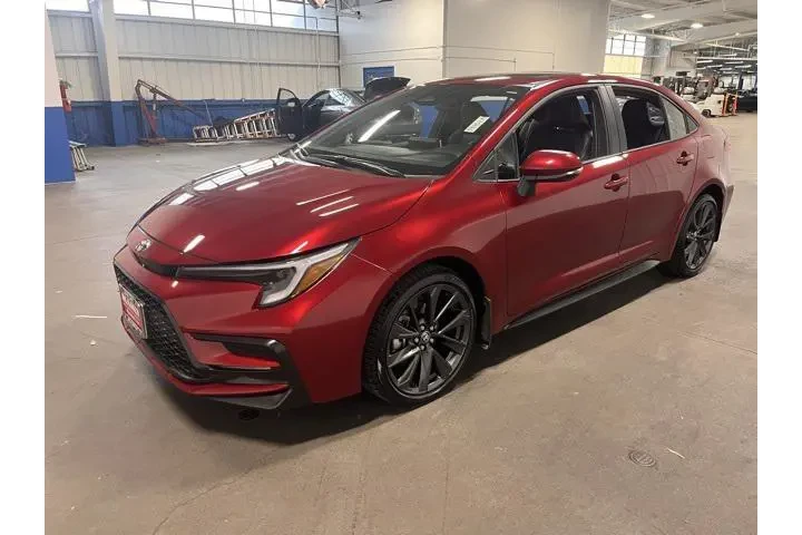 $25462 : Toyota Corolla 2024 XSE 4dr image 6