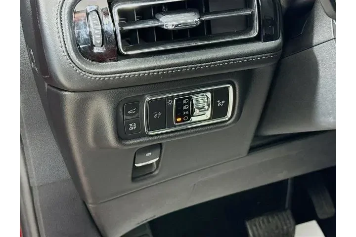 $25250 : Lincoln Nautilus 2021 AWD Re image 10