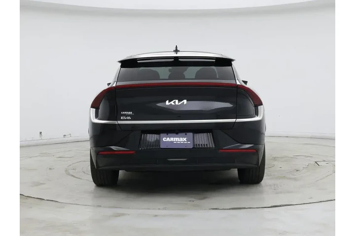 $29998 : Kia EV6 2023 AWD Wind 4dr Cr image 6