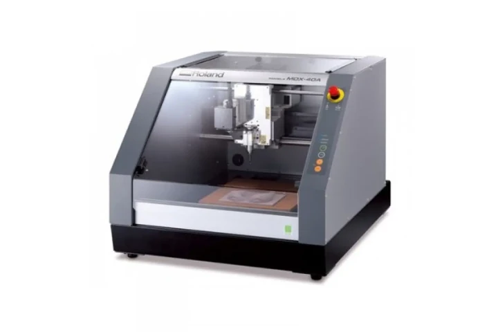 $3125 : Roland MDX-40A Benchtop CNC M image 1