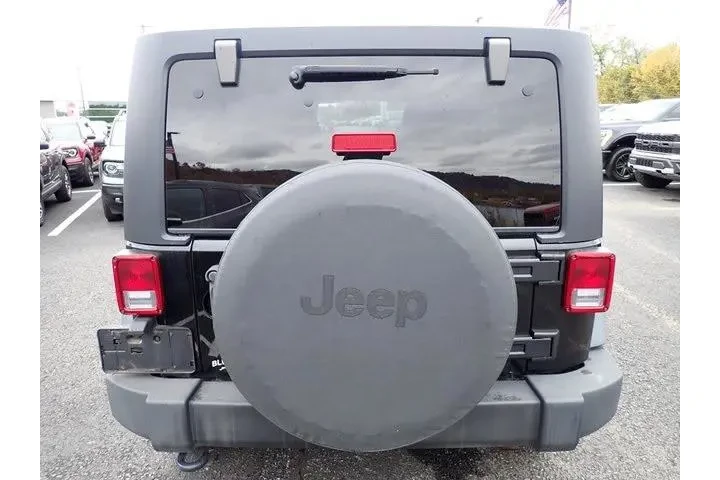 $17533 : Jeep Wrangler Unlimited 2014 image 4