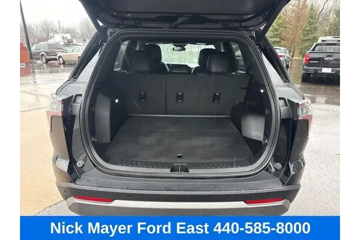 $30398 : Chevrolet Equinox 2026 4x4 L image 6