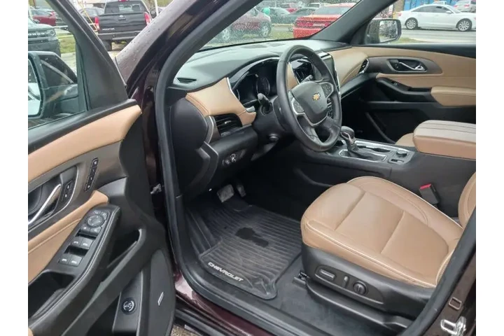 $34900 : 2023 Traverse Premier image 9