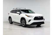 Toyota Highlander 2021 XLE 4