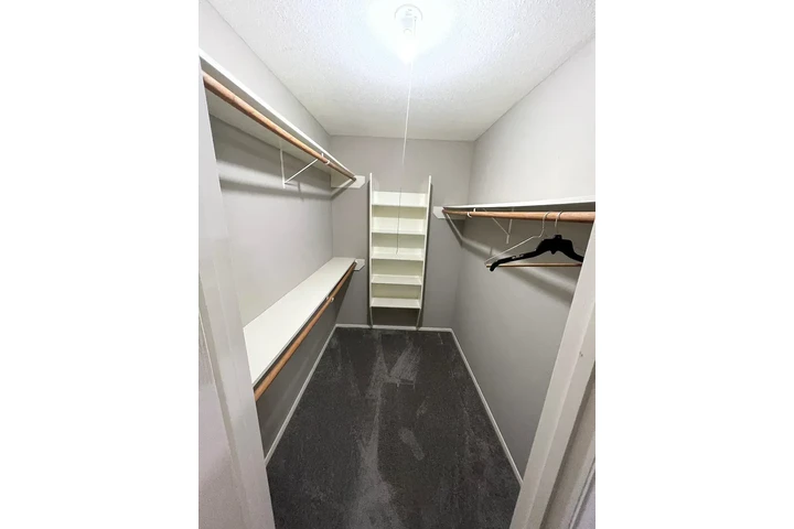 $1100 : Spring Tx Renta - Listo image 8