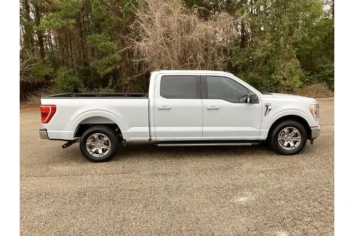 $29889 : Ford F-150 2021 4x2 XLT 4dr image 4