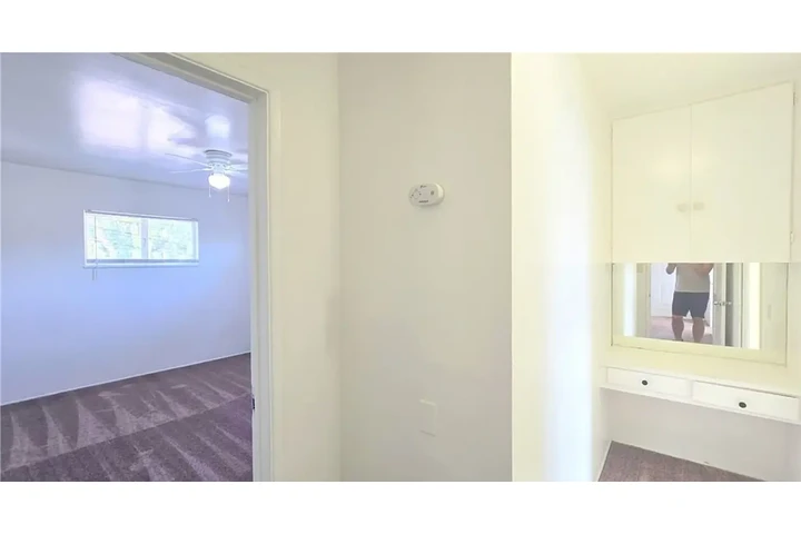 $1100 : Diamond St, Redondo Beach, CA image 8