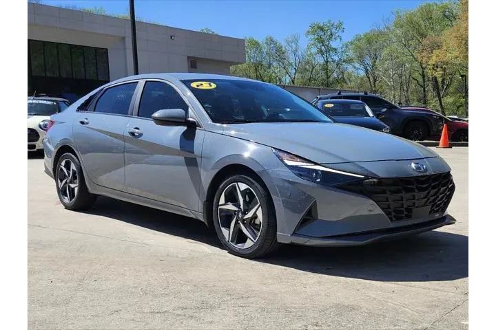 $20490 : Hyundai ELANTRA 2023 SEL 4dr image 9