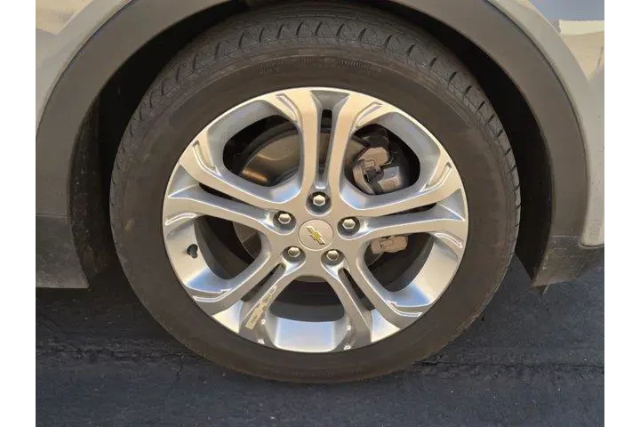 $16992 : Chevrolet Bolt EV 2021 LT 4d image 3