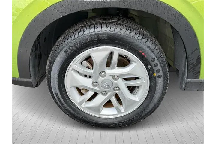 $14985 : Hyundai VENUE 2023 SE 4dr Cr image 6