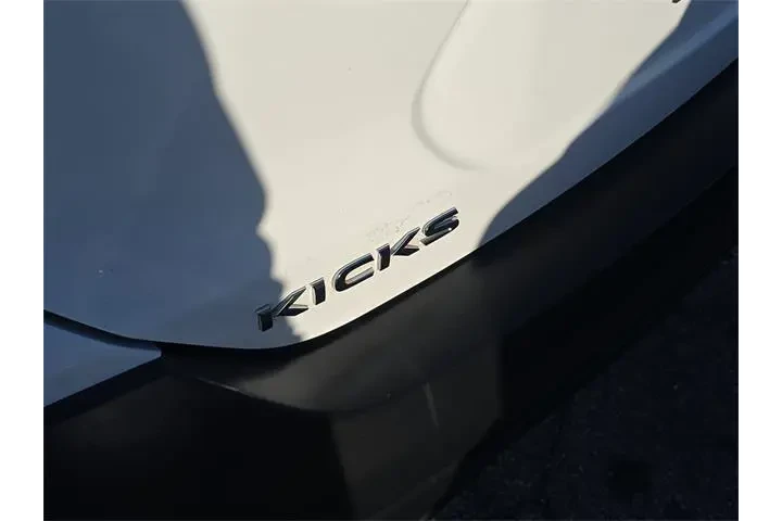 $9590 : Nissan Kicks 2019 S 4dr Cros image 5