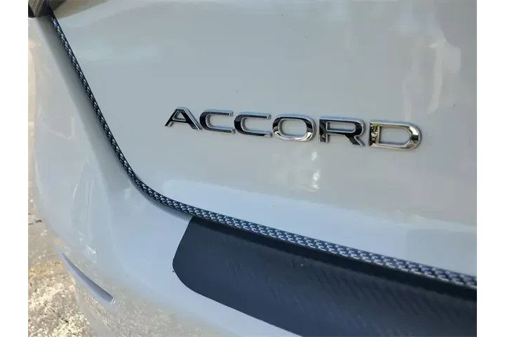 $22990 : Honda Accord 2024 EX 4dr Sed image 5