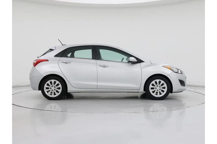 $13998 : Hyundai ELANTRA GT 2016 4dr image 7