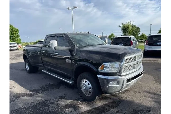 $35000 : Ram 3500 2017 4x4 Laramie 4d image 1