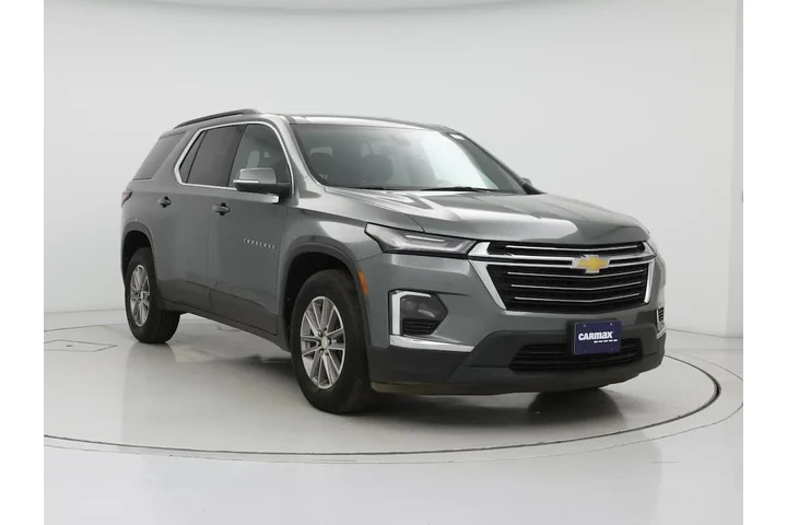 $27998 : Chevrolet Traverse 2023 LT C image 1