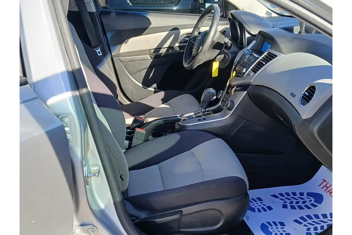 $6999 : 2013 Cruze LS Auto image 10